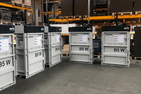 B5W model in warehouse