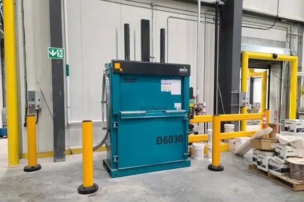 B6030 baler